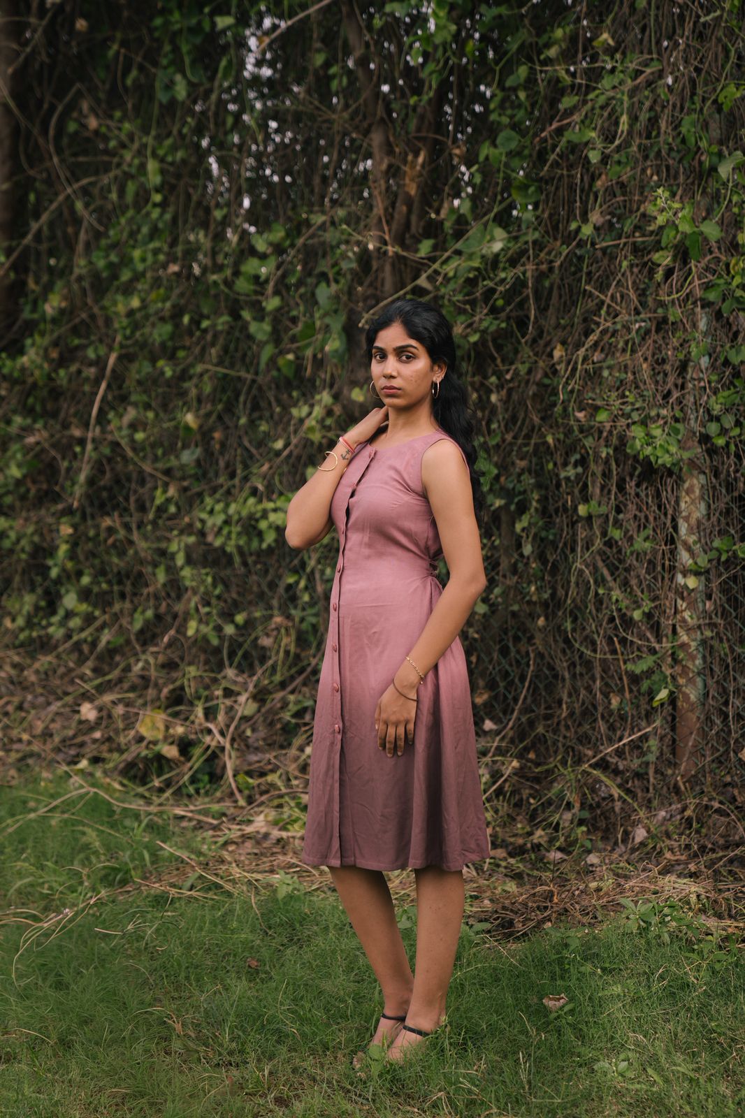 RUTH- Earthy tones